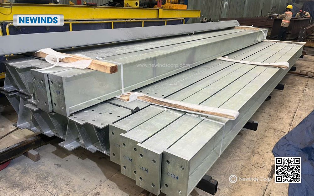 Galvanised steel columns