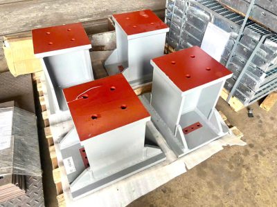 Steel pedestal stand