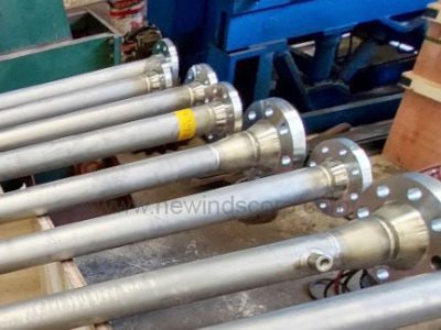 Tee-Lined-Pipes-And-Fittings