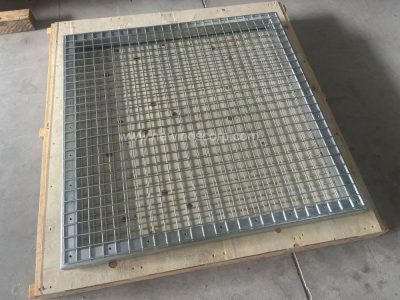 hot-dip-galvanised-mesh-panel-4
